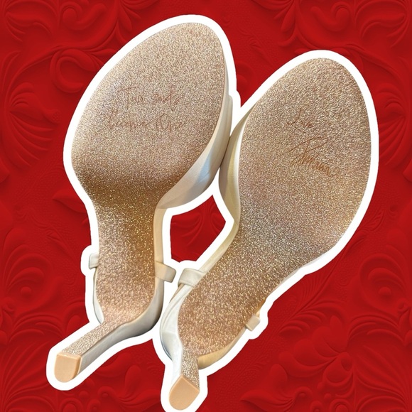 NWT Pnina Tornai for Naturalizer Bridal Shop ‘Ai Dress Sandal’ in “White Satin” - Picture 16 of 16